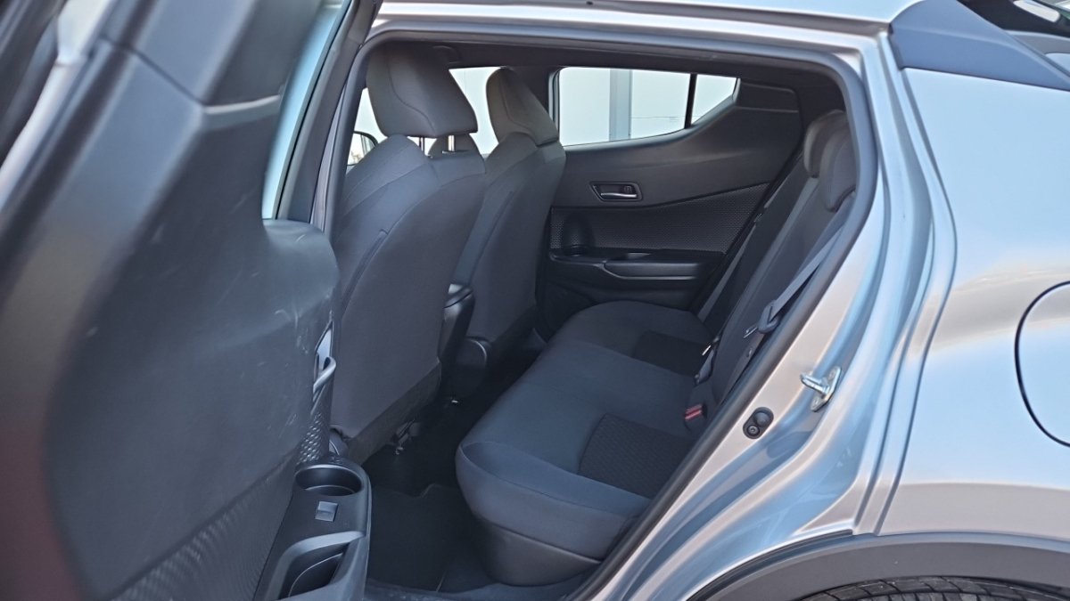 Toyota C-HR - Photo 10