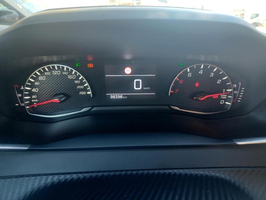 Peugeot 208 - Photo 25