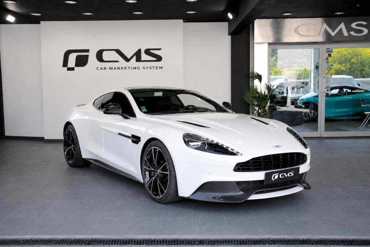 Aston Martin Vanquish - Photo 1