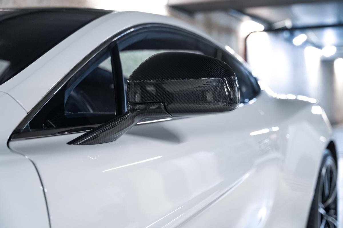 Aston Martin Vanquish - Photo 10