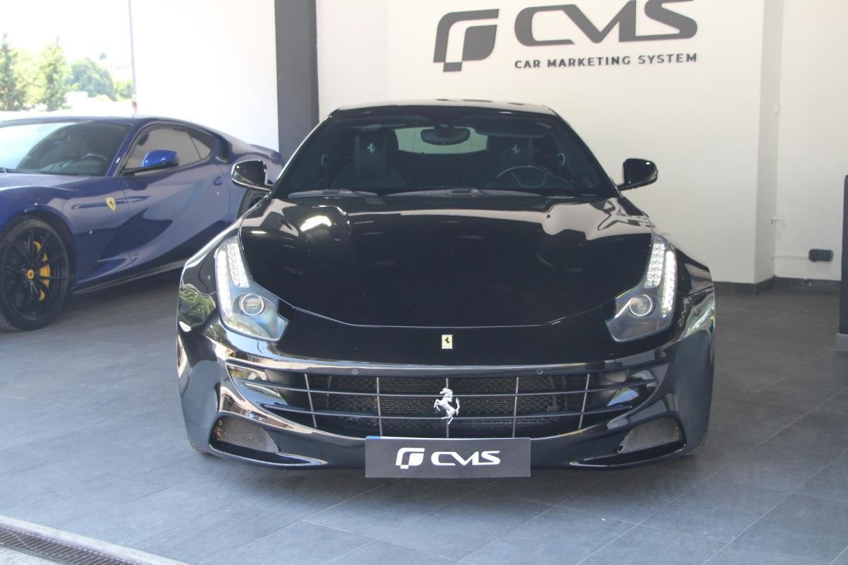 Ferrari FF - Photo 2