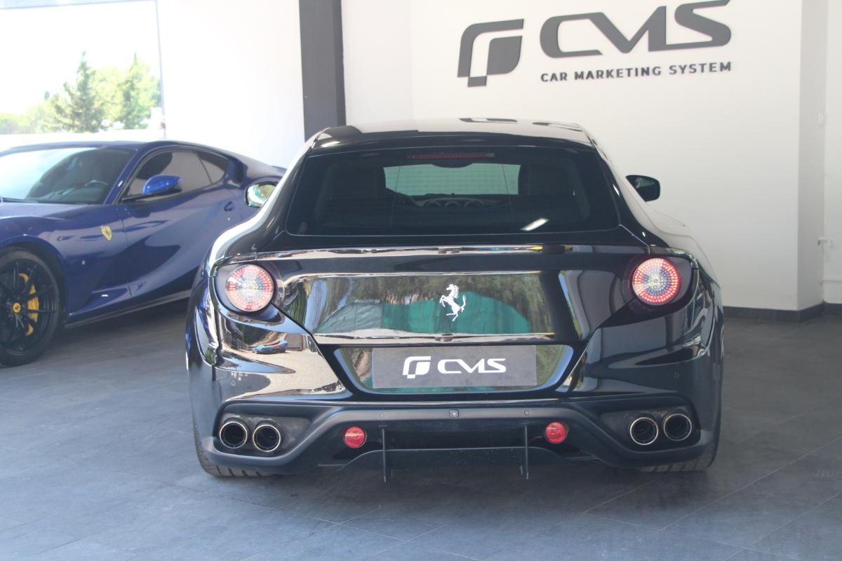 Ferrari FF - Photo 8