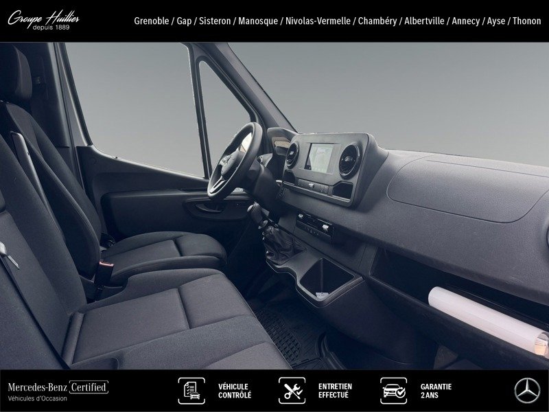 Mercedes Sprinter - Photo 14