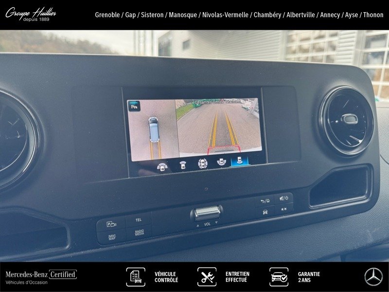 Mercedes Sprinter - Photo 22