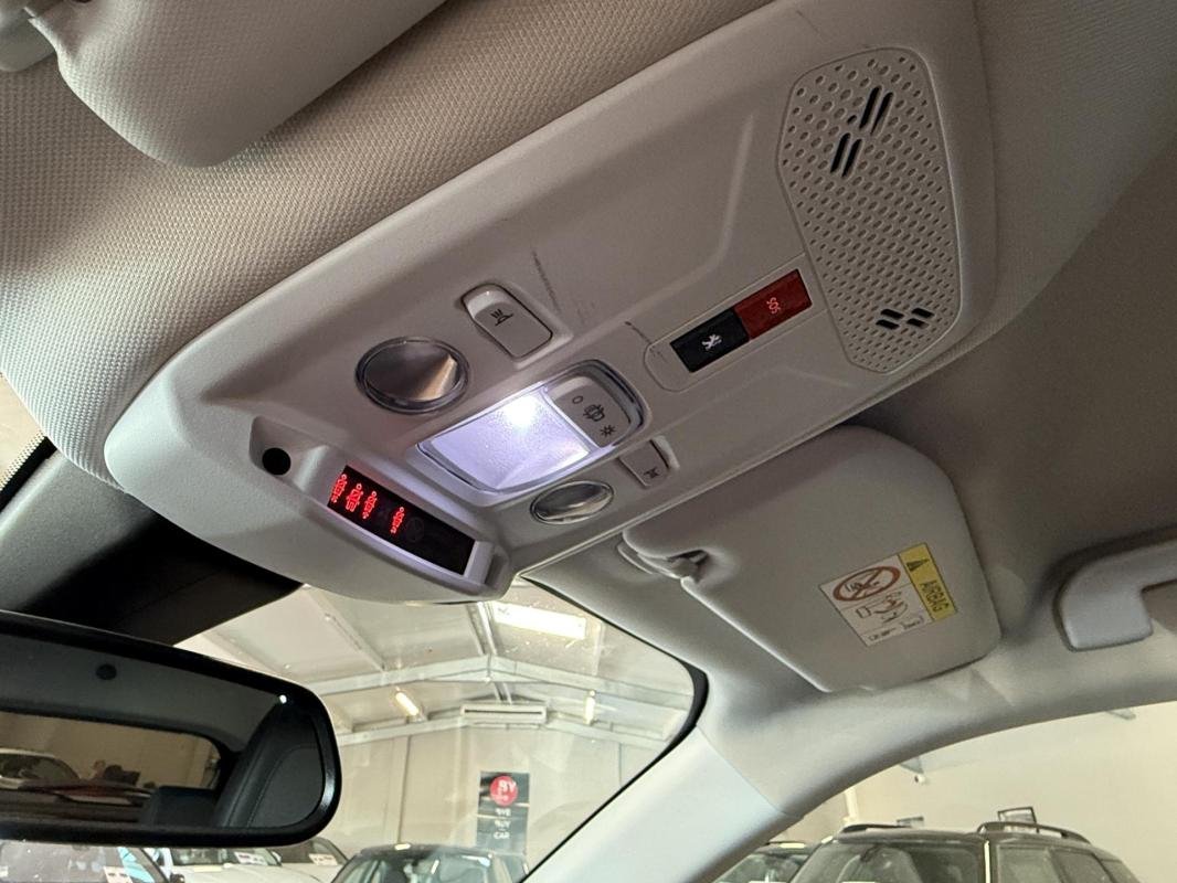 Peugeot 2008 - Photo 21