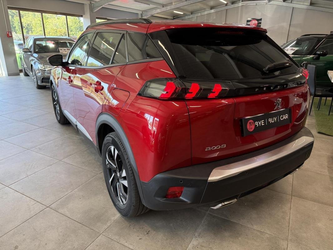 Peugeot 2008 - Photo 4