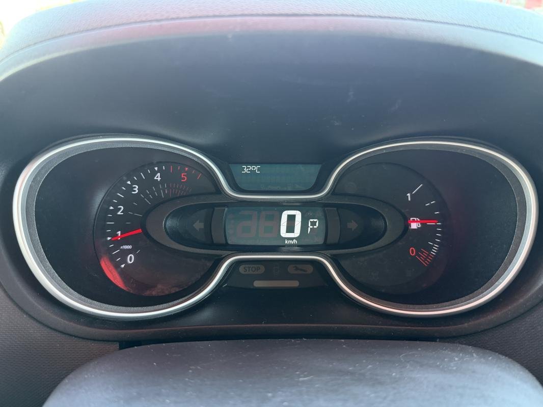 Renault Trafic - Photo 17