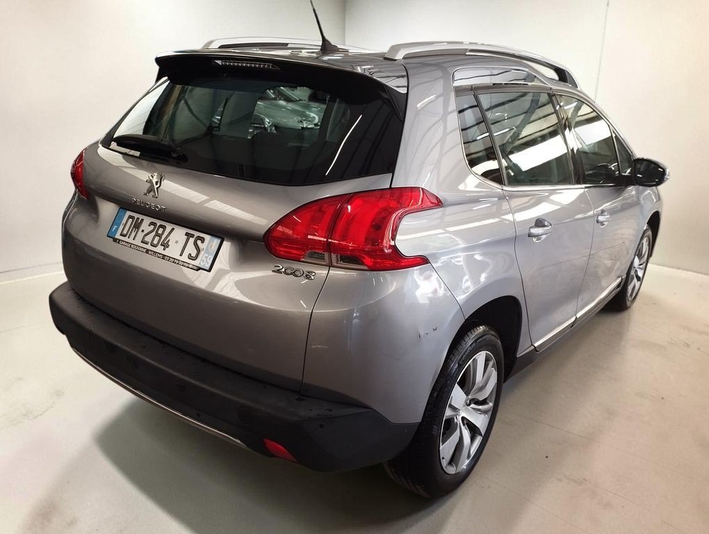 Peugeot 2008 - Photo 2