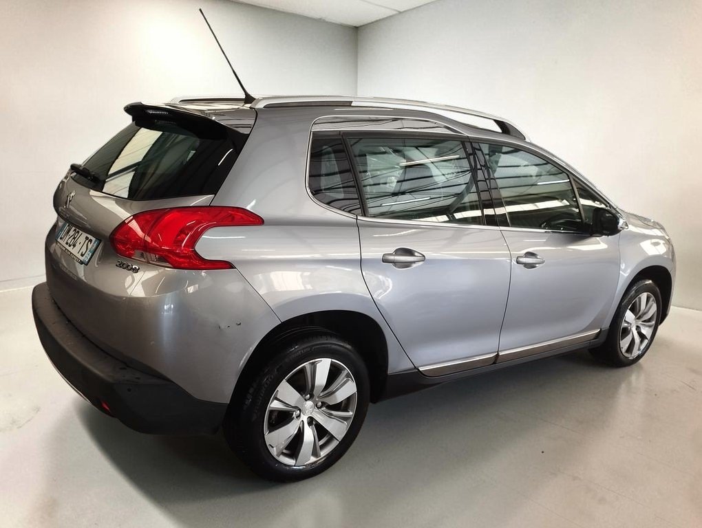 Peugeot 2008 - Photo 7