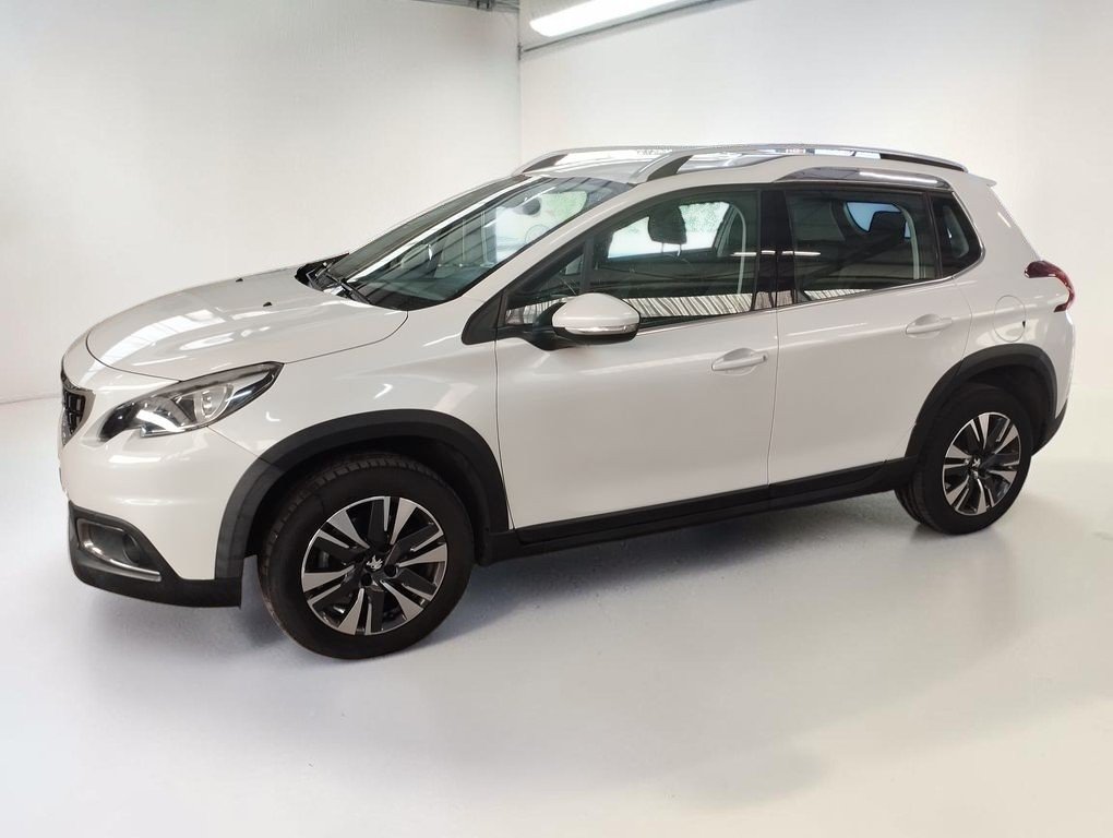 Peugeot 2008 - Photo 6