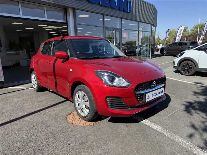 Suzuki Swift - Photo 1