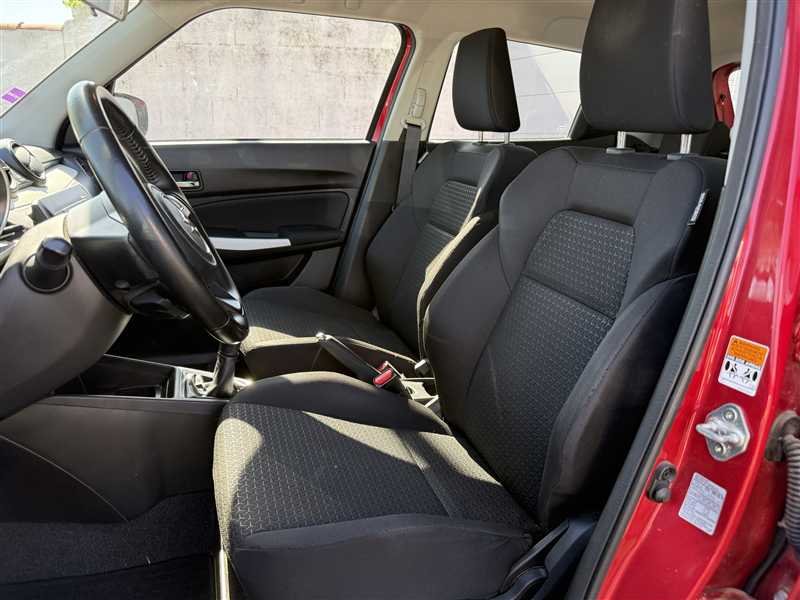 Suzuki Swift - Photo 5