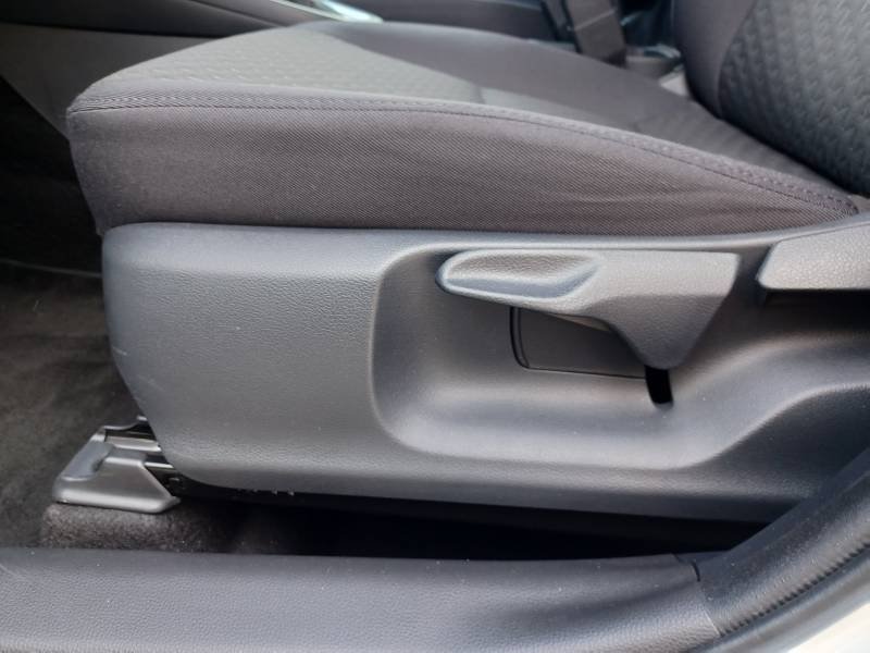 Toyota Yaris - Photo 25
