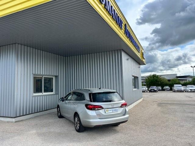 Opel Astra Sports Tourer - Photo 4