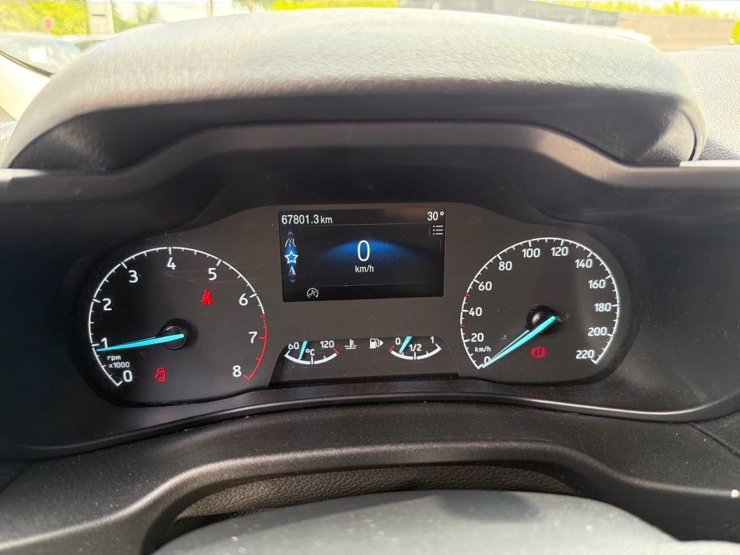 Ford Transit Connect - Photo 16