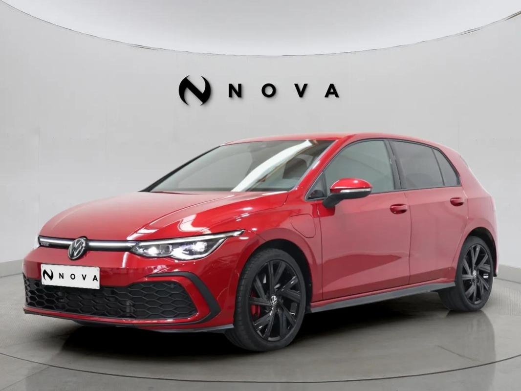 Volkswagen Golf - Photo 1