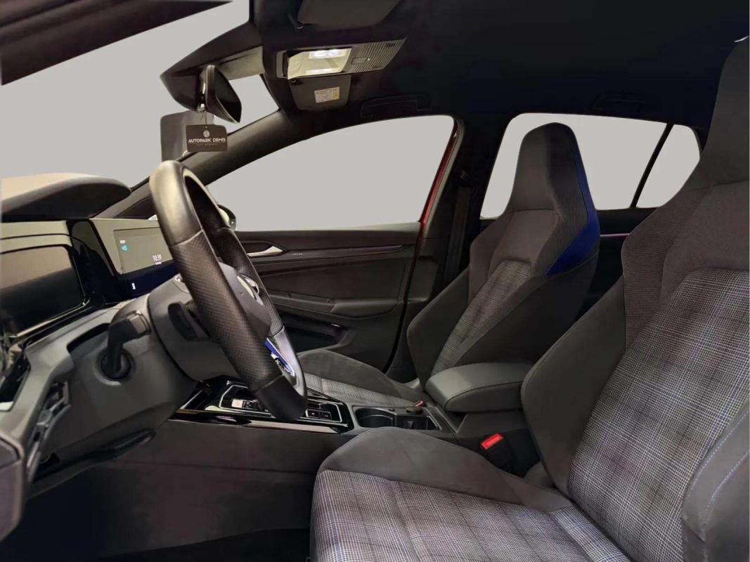 Volkswagen Golf - Photo 12