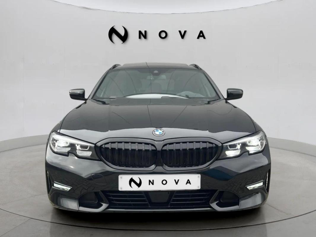 BMW 320 - Photo 8