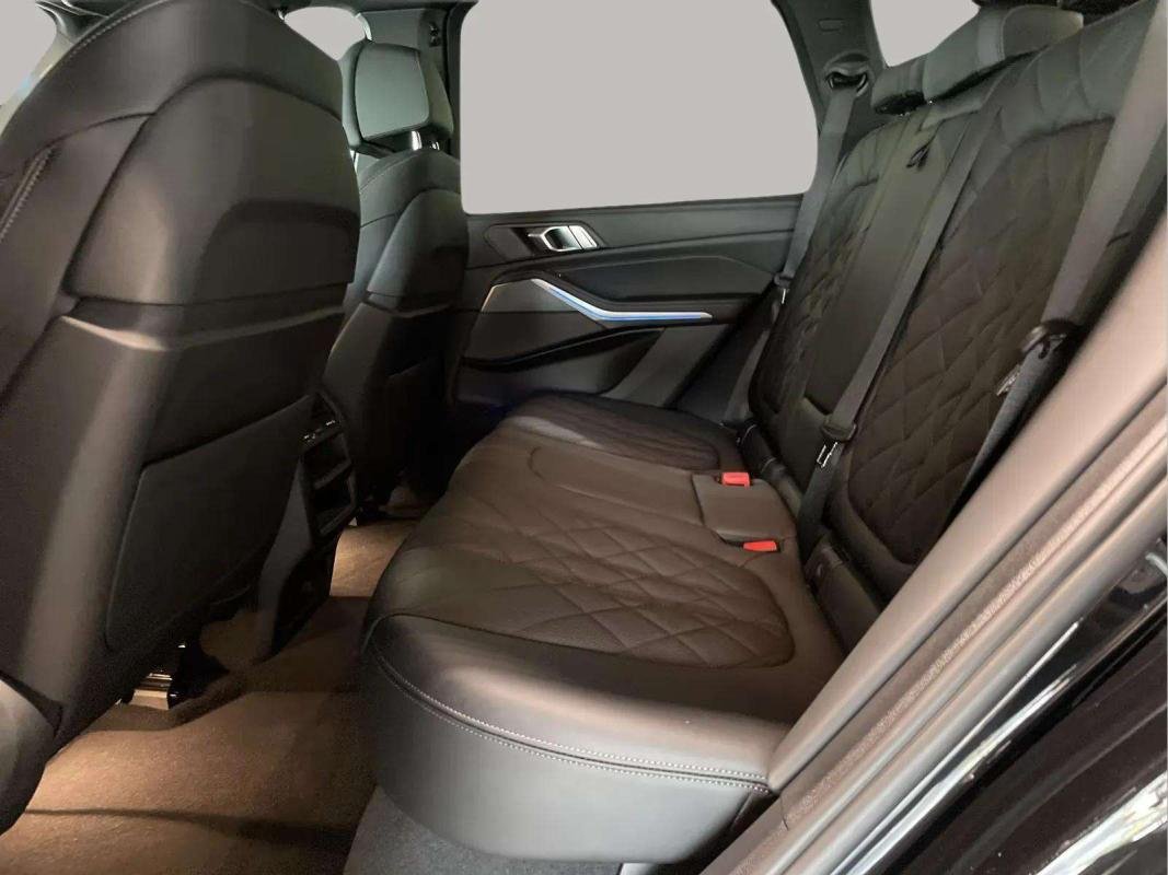 BMW X5 - Photo 10