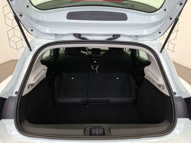 Renault Clio - Photo 17