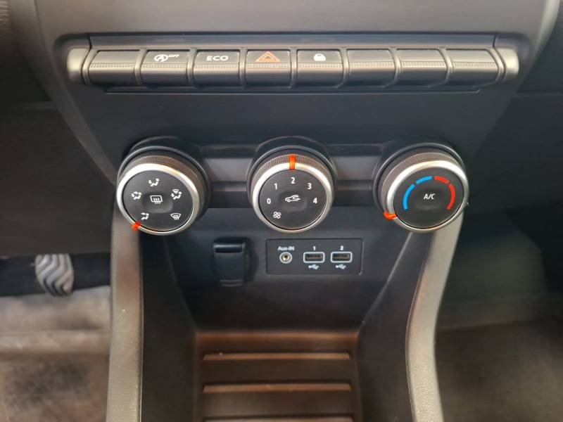 Renault Clio - Photo 25