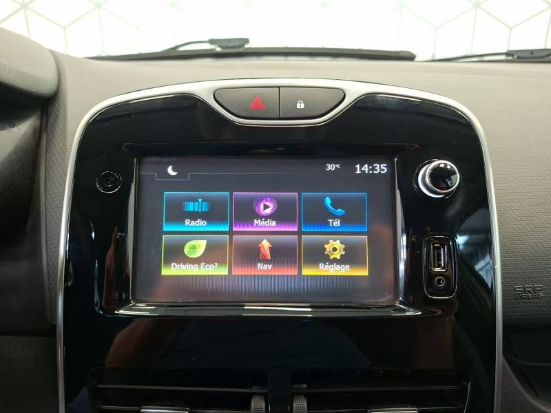 Renault Clio - Photo 18