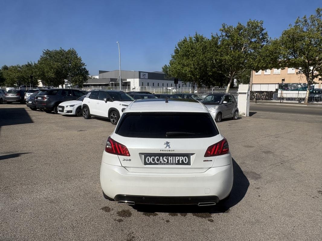 Peugeot 308 - Photo 2