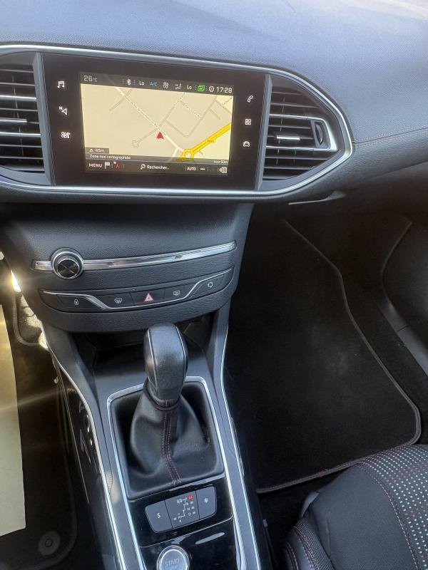 Peugeot 308 - Photo 9