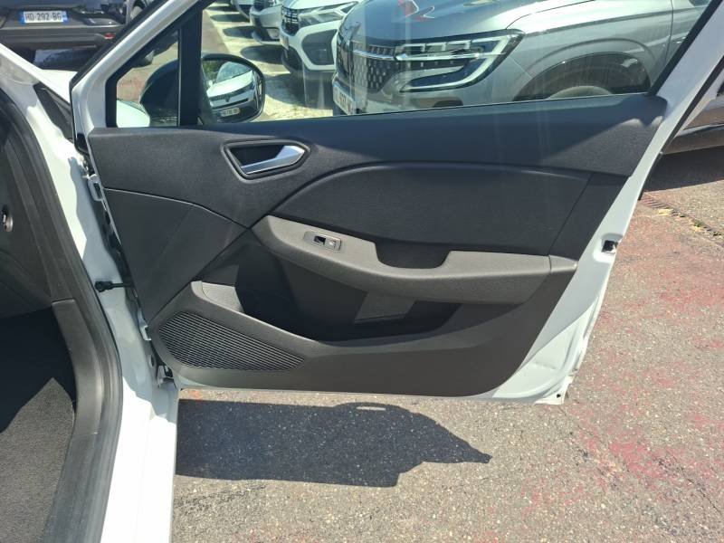 Renault Clio - Photo 36