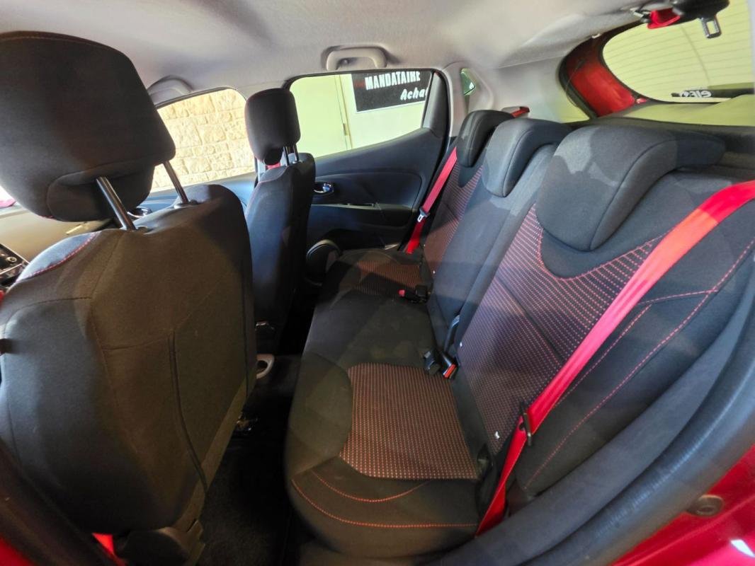 Renault Clio - Photo 15