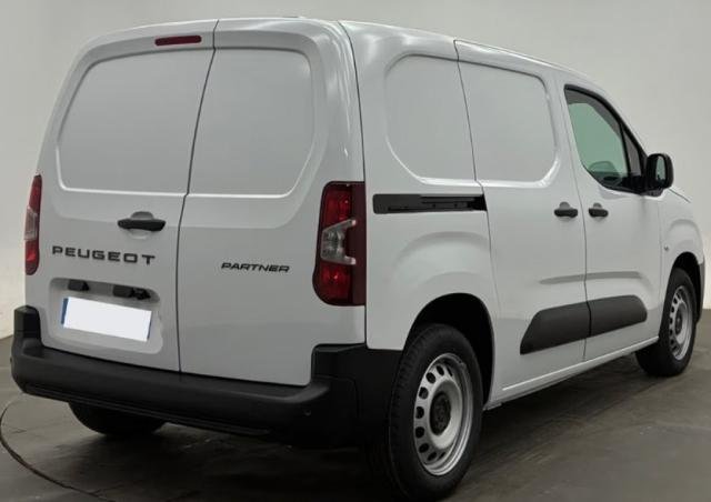 Peugeot Partner - Photo 2