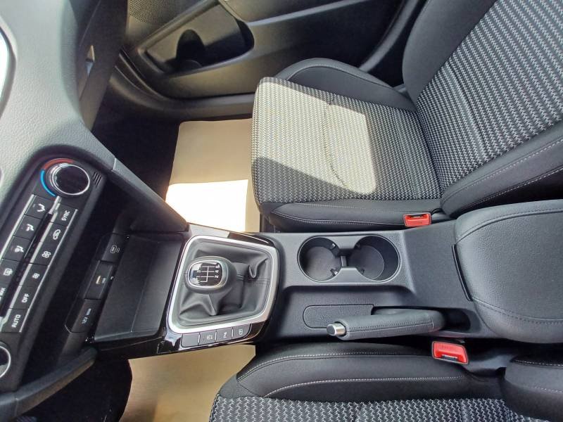 Kia CEED - Photo 23