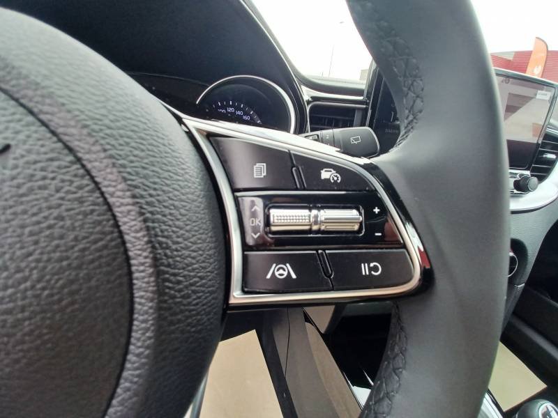Kia Xceed - Photo 17