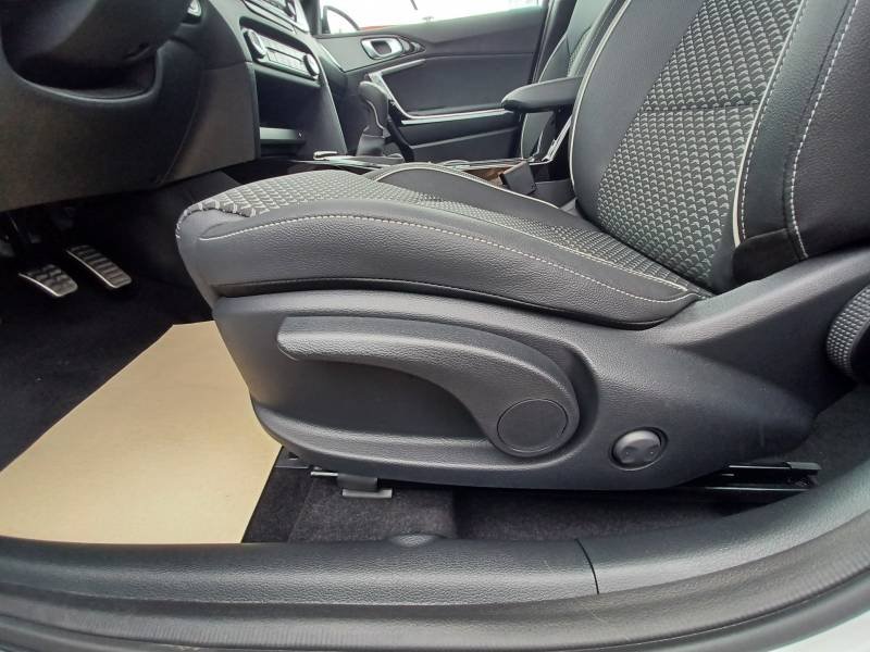 Kia Xceed - Photo 26