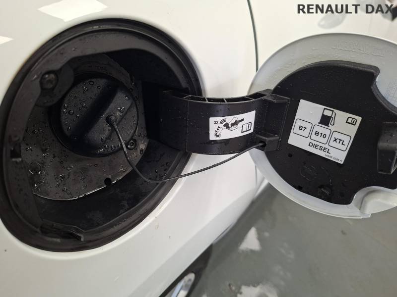 Renault Clio - Photo 15