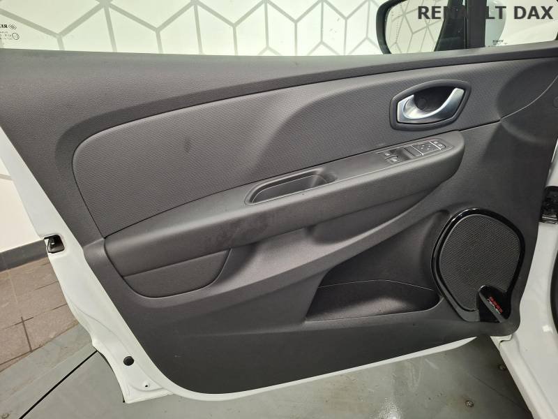 Renault Clio - Photo 22