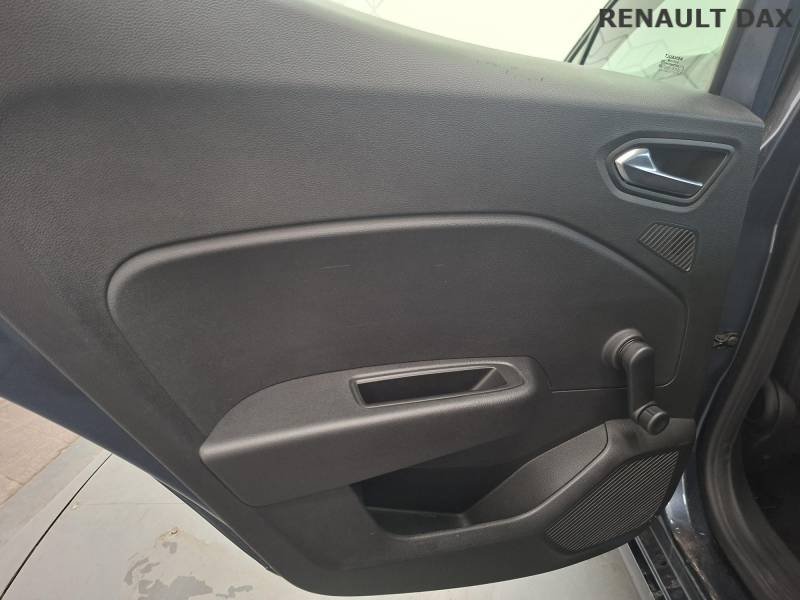 Renault Clio - Photo 23