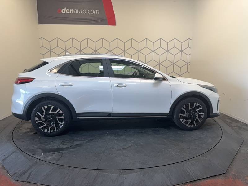Kia Xceed - Photo 6