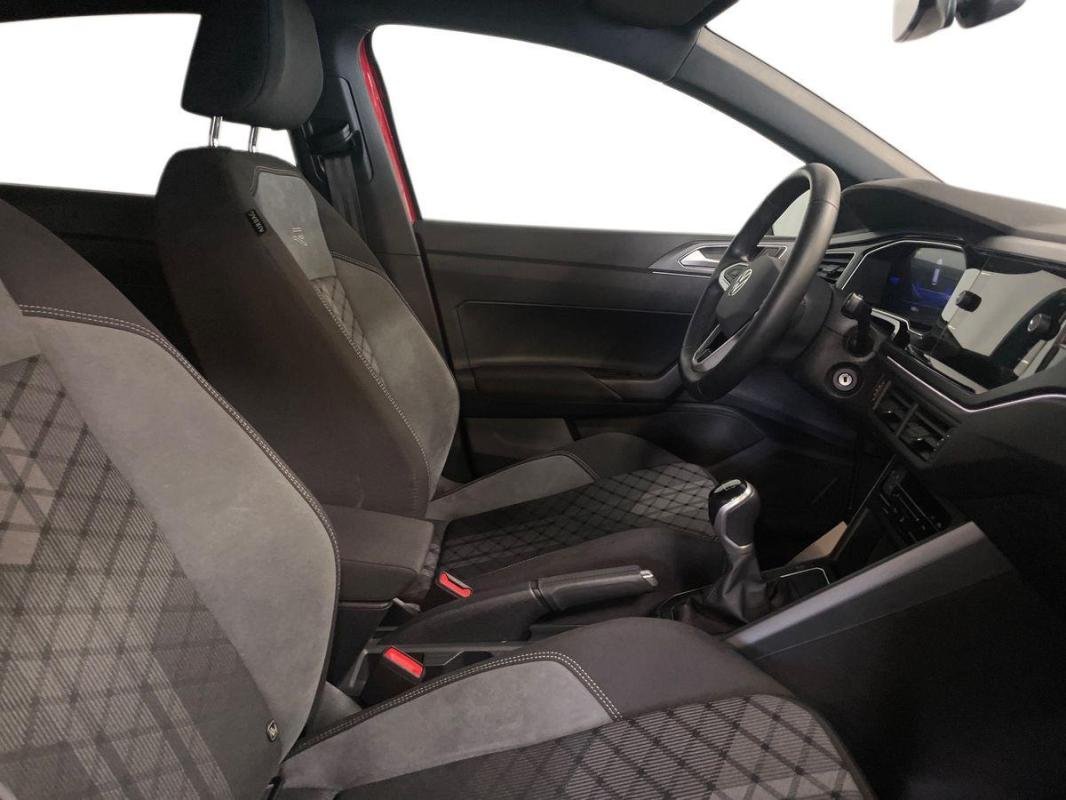 Volkswagen Polo - Photo 13