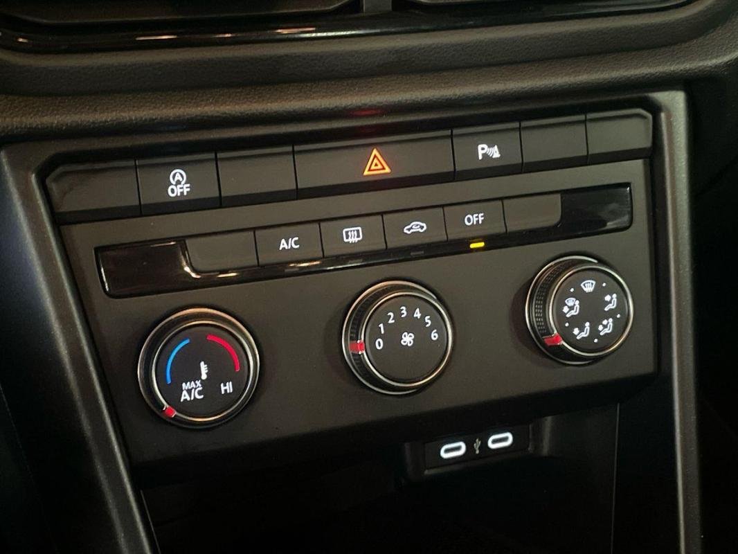 Volkswagen T-Roc - Photo 19