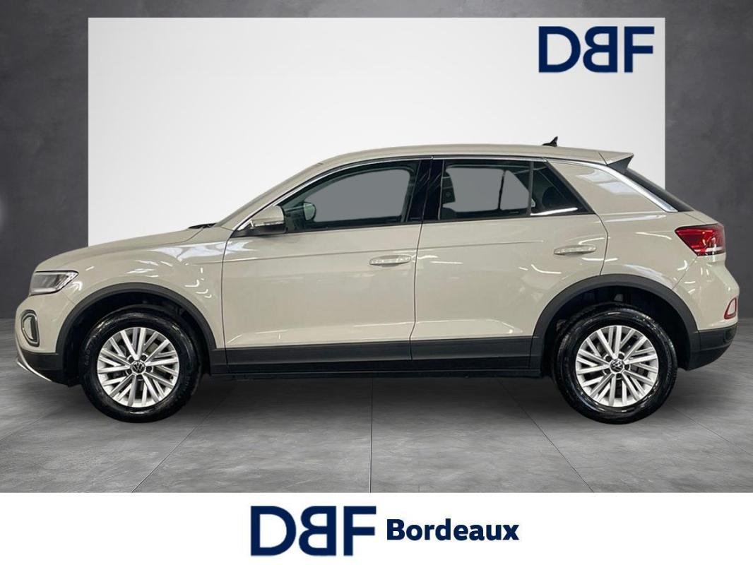 Volkswagen T-Roc - Photo 2
