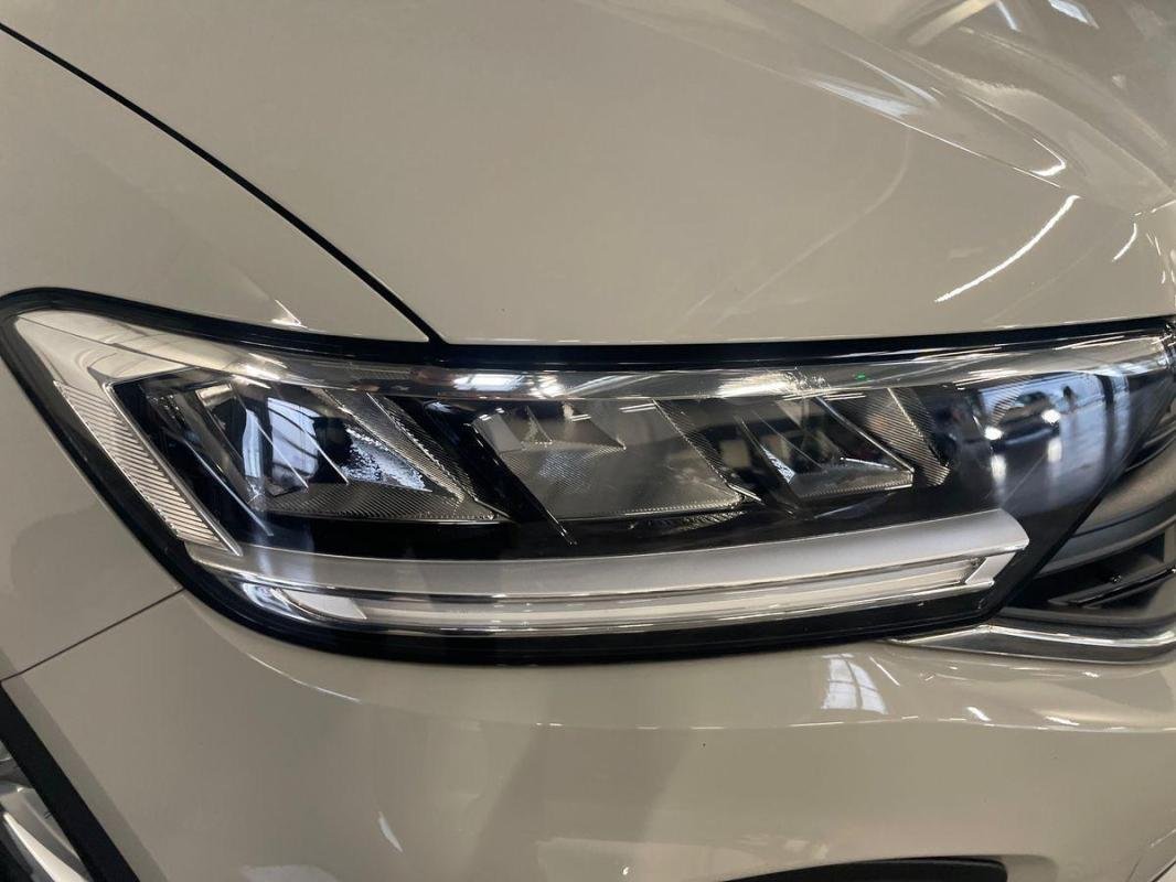 Volkswagen T-Roc - Photo 26