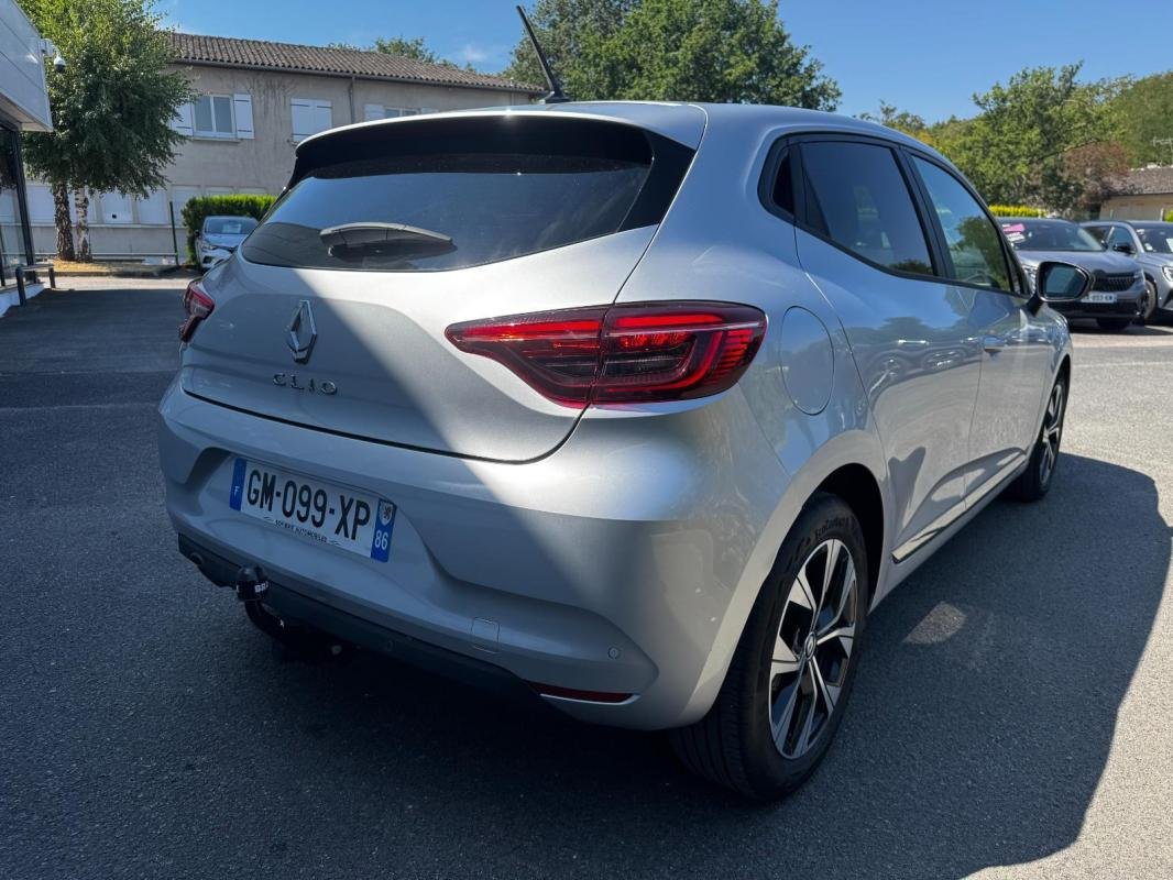 Renault Clio - Photo 3