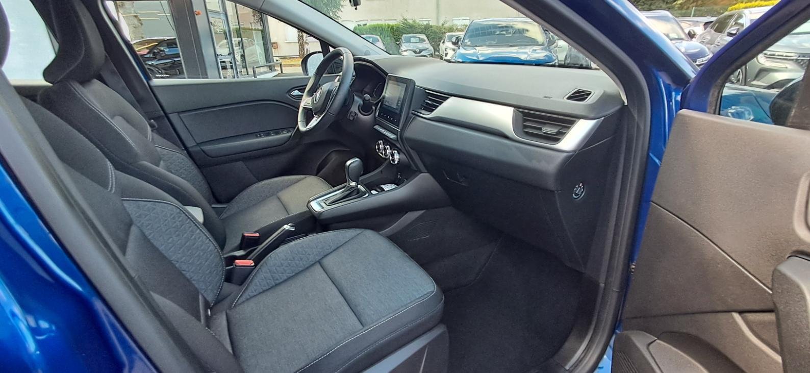 Renault Captur - Photo 10
