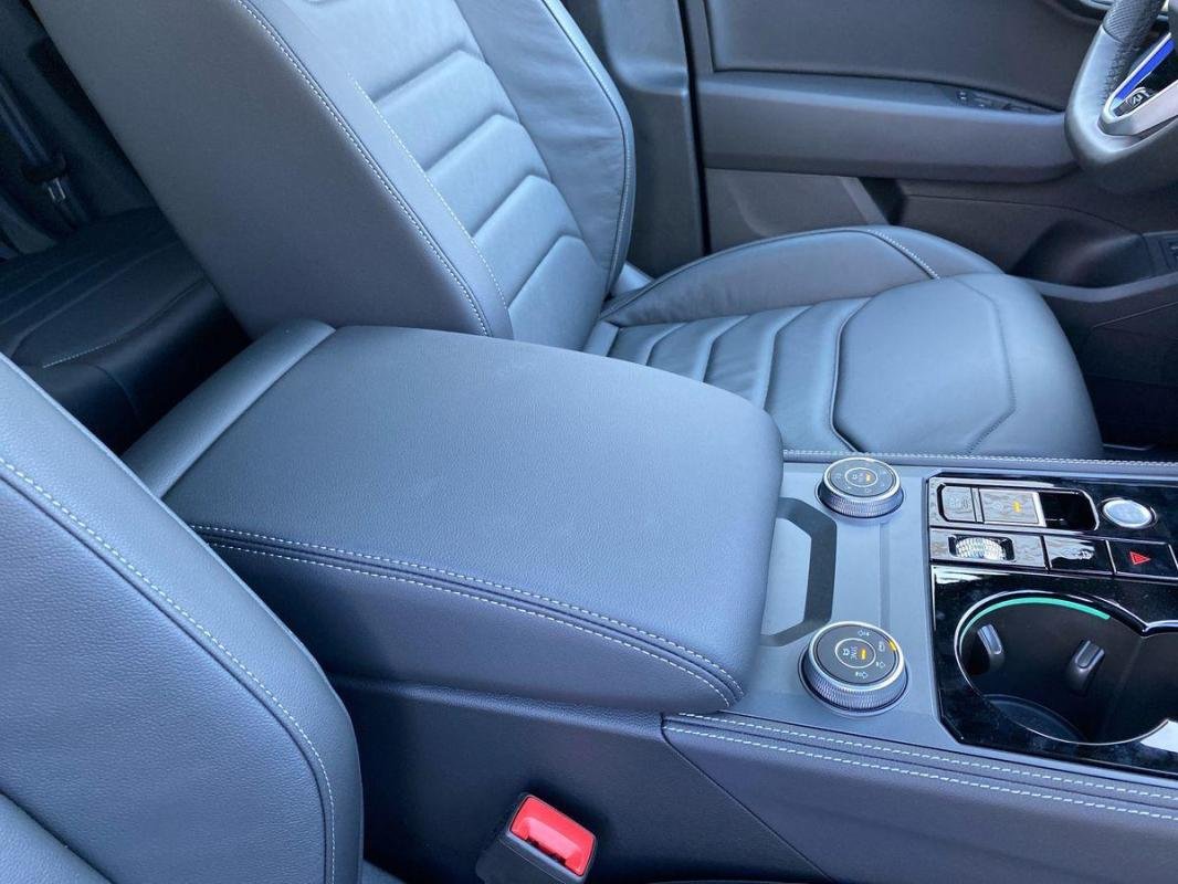 Volkswagen Touareg - Photo 13