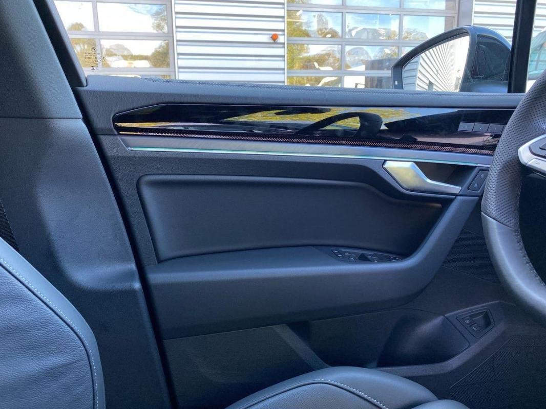 Volkswagen Touareg - Photo 16