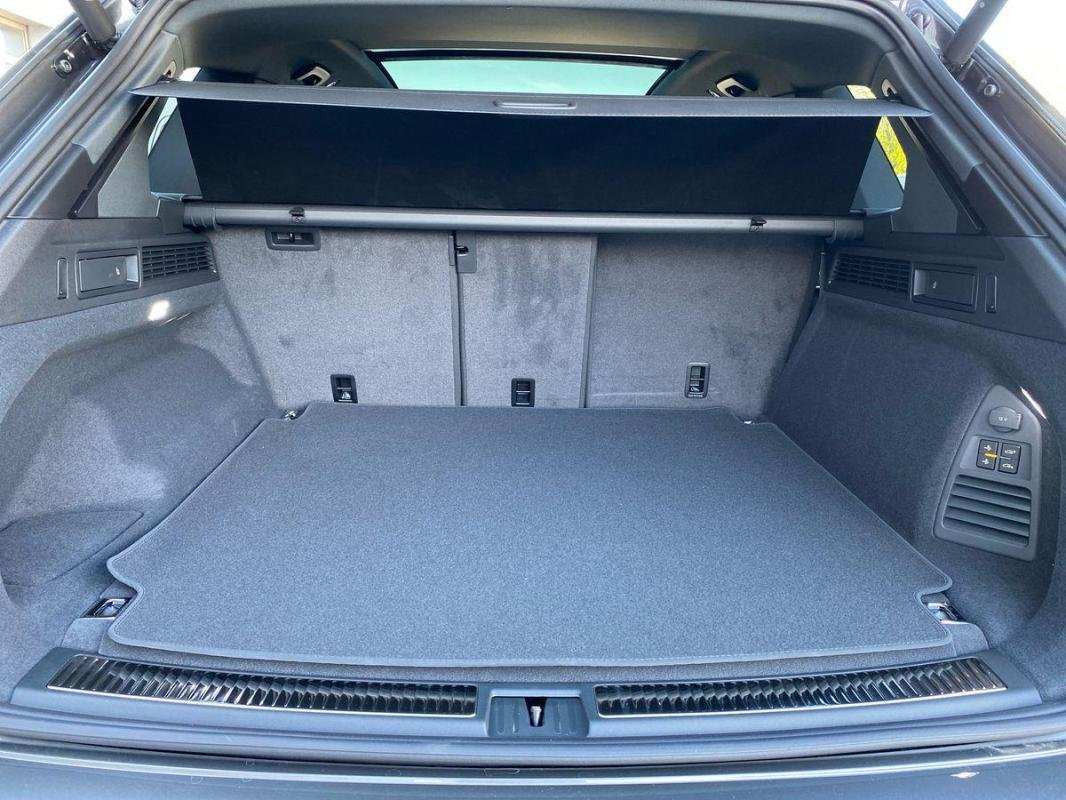 Volkswagen Touareg - Photo 23