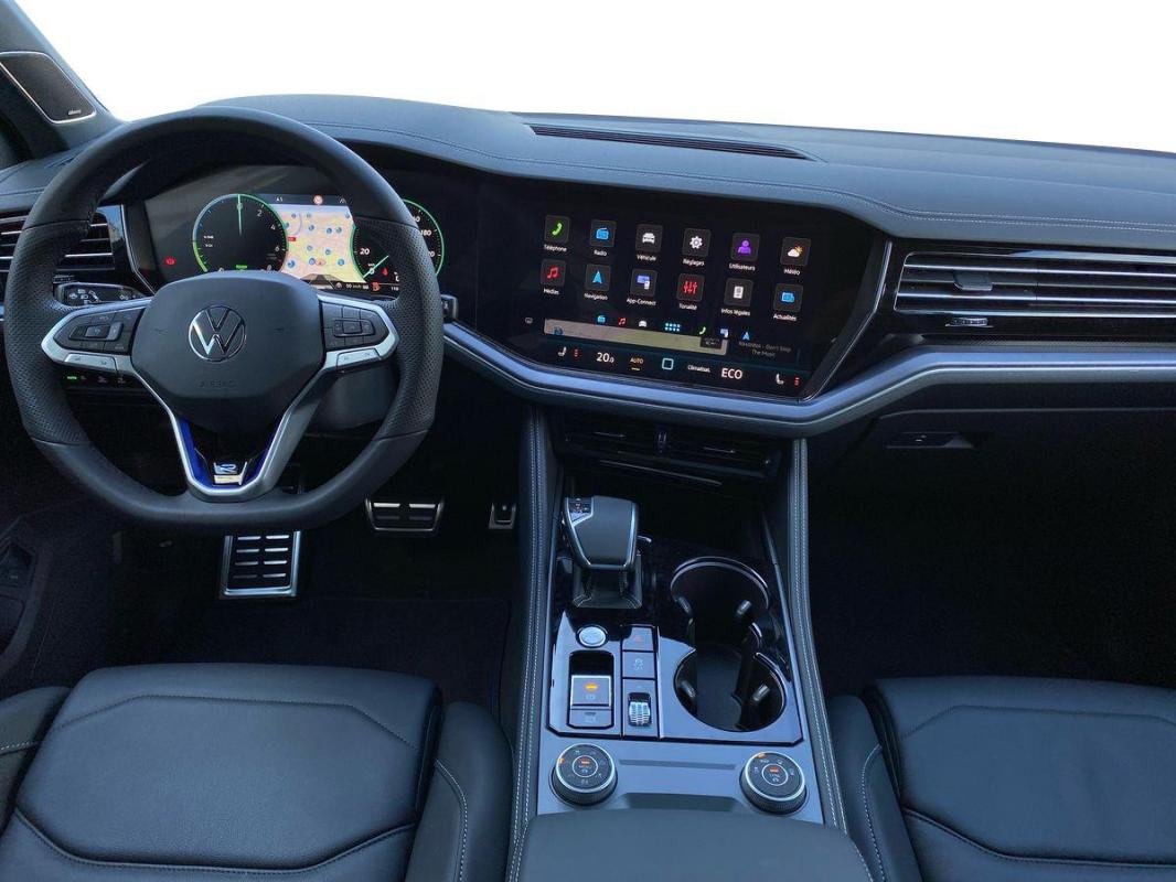 Volkswagen Touareg - Photo 9