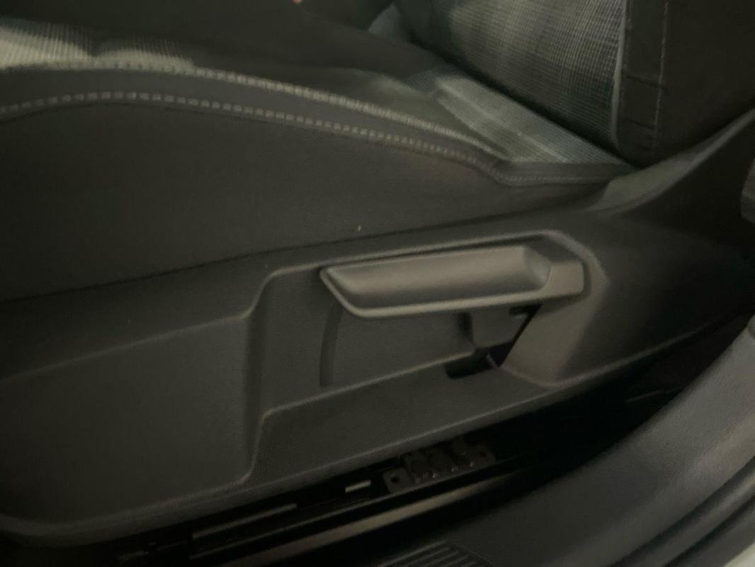 Volkswagen Golf - Photo 14