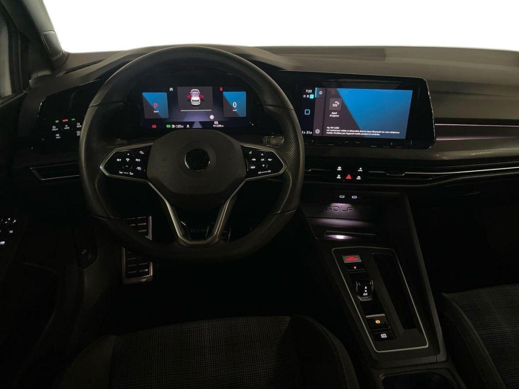 Volkswagen Golf - Photo 24